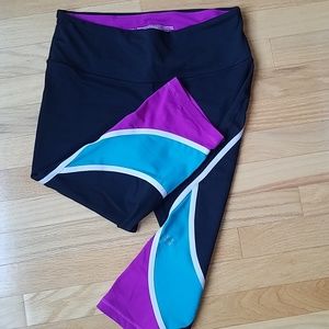 Victoria's Secret Knockout Crop, M